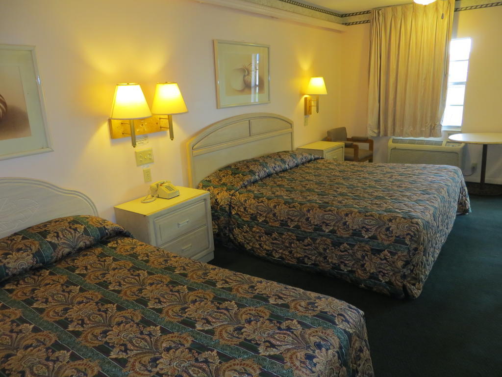Budget Inn Себринг Стая снимка