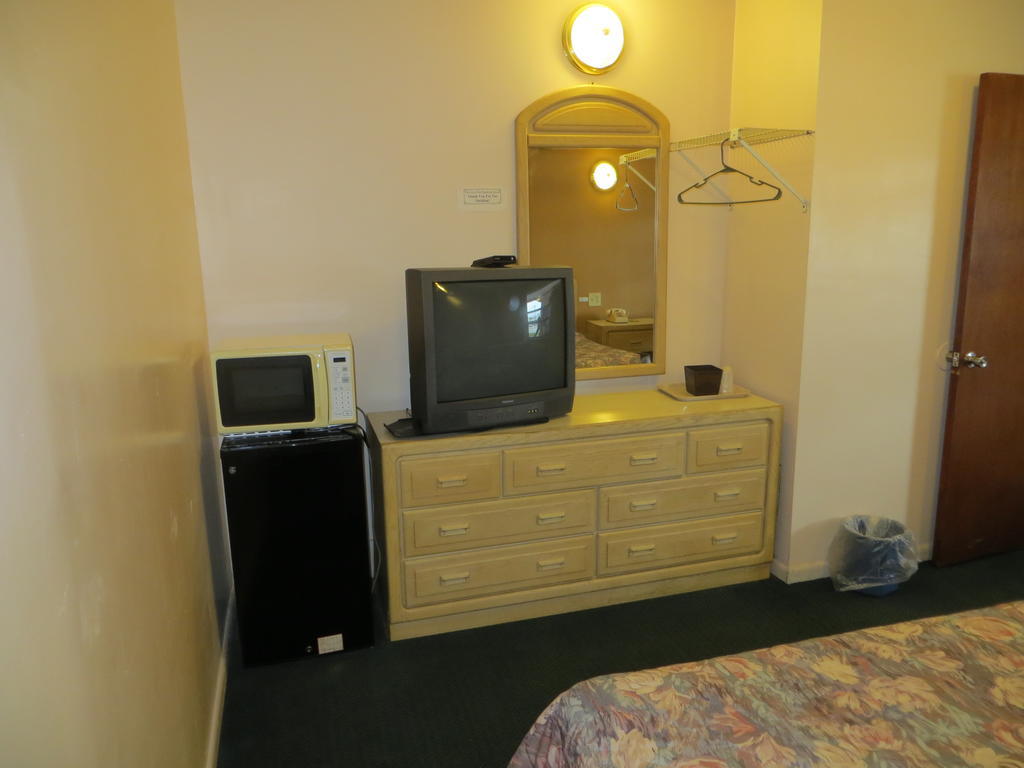 Budget Inn Себринг Екстериор снимка