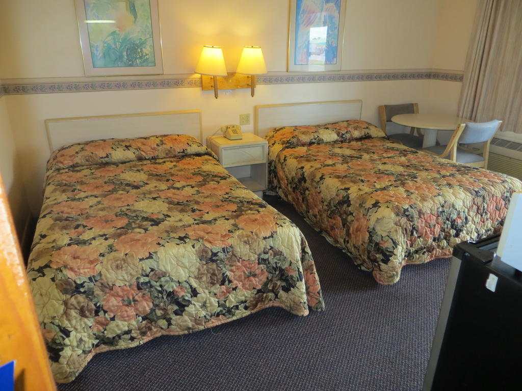 Budget Inn Себринг Стая снимка